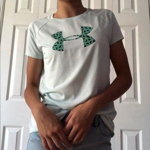 ⭐️ Under Armour Logo T-Shirt